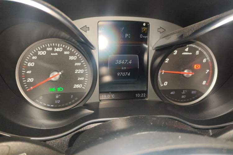 Used Mercedes-Benz C-Class 2018 C 200 Coupe Instrument Cluster