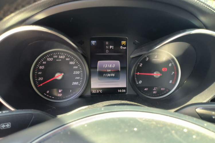 Used Mercedes-Benz C-Class 2018 C 200 L Sport Edition Achievement Special Edition Instrument Cluster