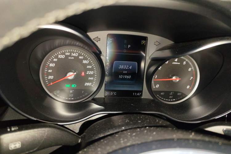 Used Mercedes-Benz C-Class 2018 C 180 L Fashion Edition Sport Version Instrument Cluster