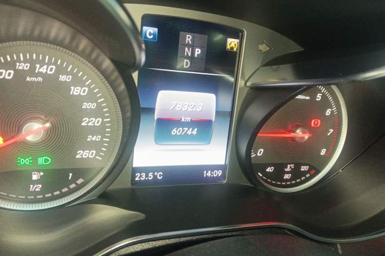 Used Mercedes-Benz C-Class 2018 C 200 L Sport Edition Instrument Cluster