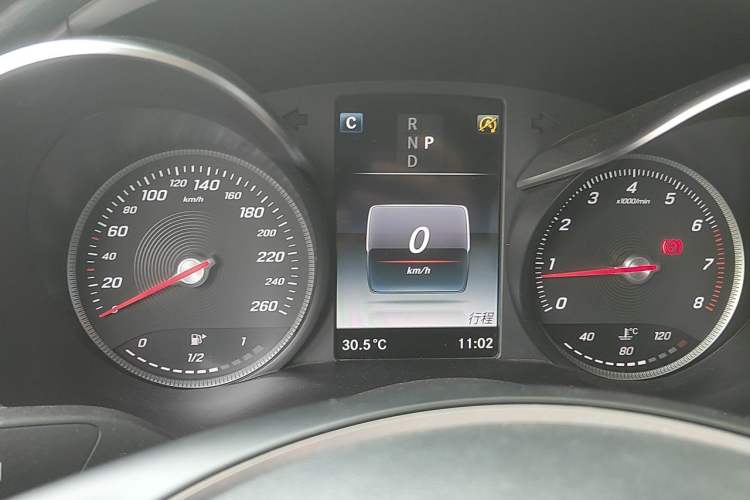 Used Mercedes-Benz C-Class 2018 C 200 L Instrument Cluster