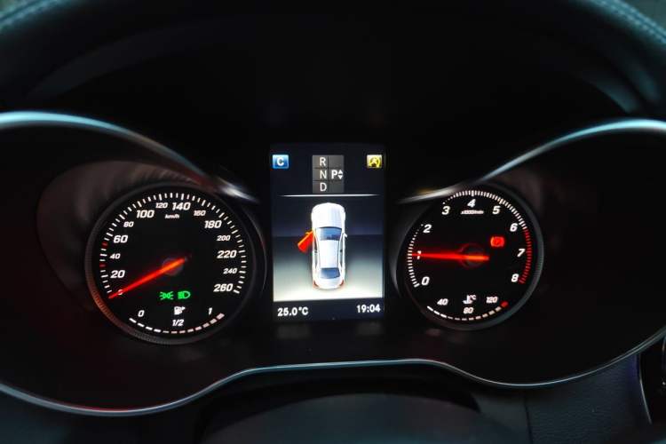 Used Mercedes-Benz C-Class 2018 C 200 L Instrument Cluster