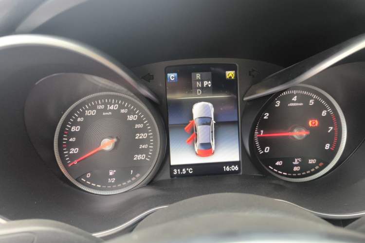 Used Mercedes-Benz C-Class 2018 C 200 Sport Edition Instrument Cluster