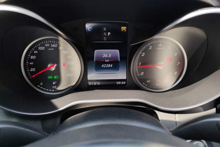 Used Mercedes-Benz C-Class 2018 C 200 Sport Edition Instrument Cluster