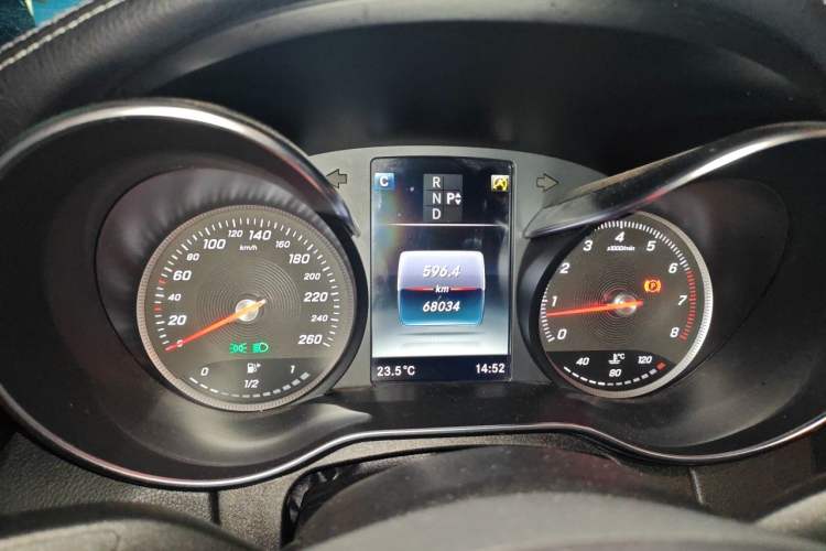 Used Mercedes-Benz C-Class 2018 C 200 L Sport Edition Instrument Cluster