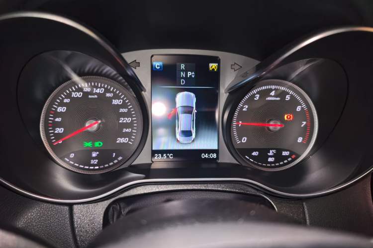 Used Mercedes-Benz C-Class 2018 C 200 Sport Edition Instrument Cluster