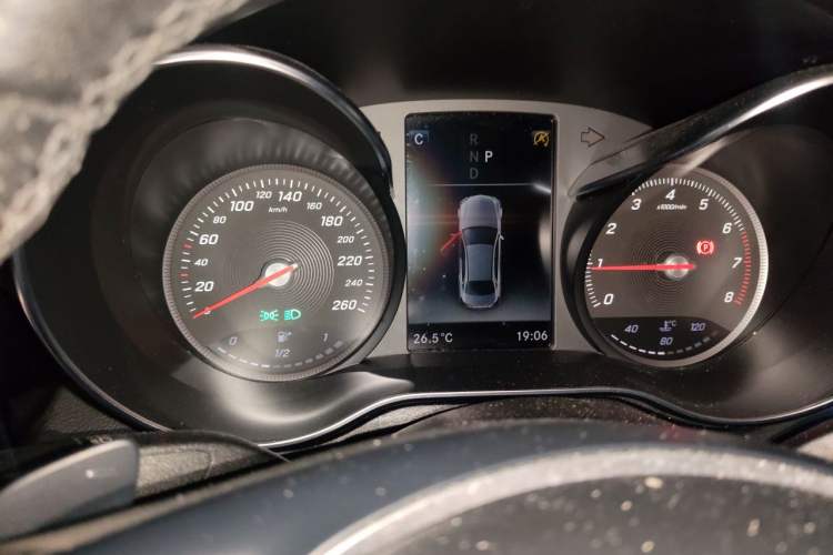 Used Mercedes-Benz C-Class 2018 C 200 L Sport Edition Instrument Cluster