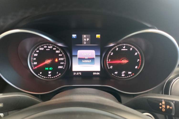 Used Mercedes-Benz C-Class 2018 C 180 L Fashion Edition Sport Version Instrument Cluster