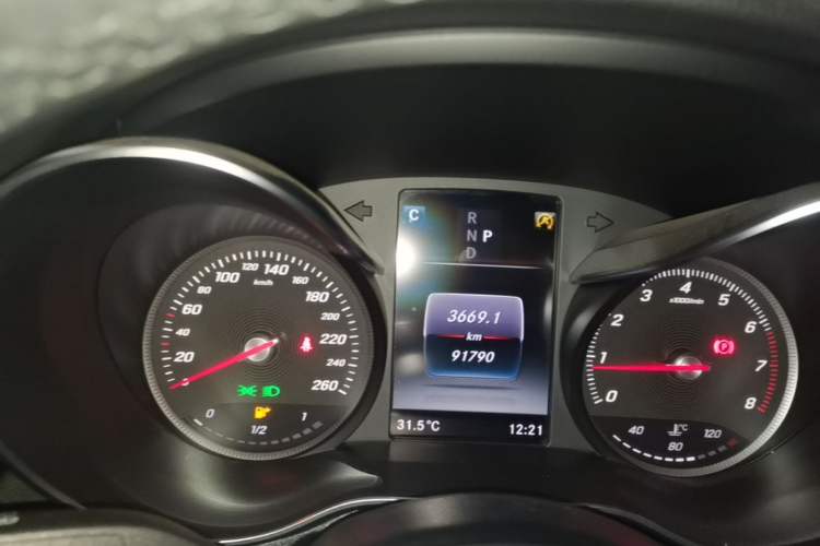 Used Mercedes-Benz C-Class 2018 C 200 Coupe Instrument Cluster