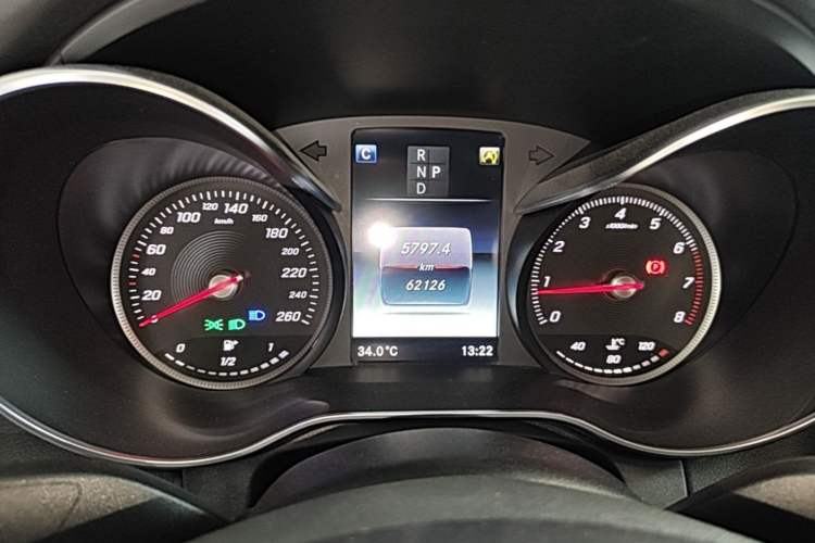 Used Mercedes-Benz C-Class 2018 C 200 L Sport Edition Instrument Cluster