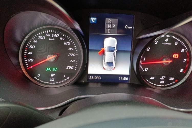 Used Mercedes-Benz C-Class 2018 C 200 L Sport Edition Achievement Special Edition Instrument Cluster