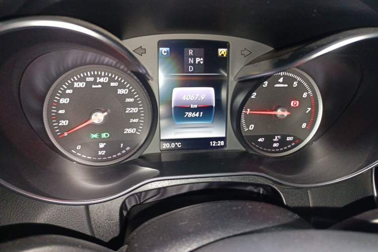 Used Mercedes-Benz C-Class 2018 C 200 L Sport Edition Instrument Cluster
