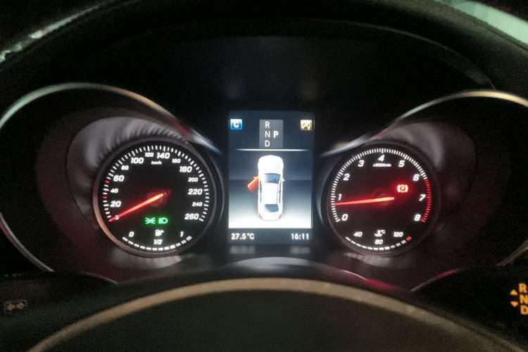 Used Mercedes-Benz C-Class 2018 C 200 L Instrument Cluster