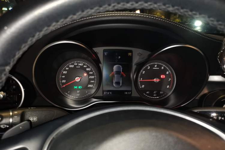 Used Mercedes-Benz C-Class 2018 C 200 L Sport Edition Achievement Special Edition Instrument Cluster