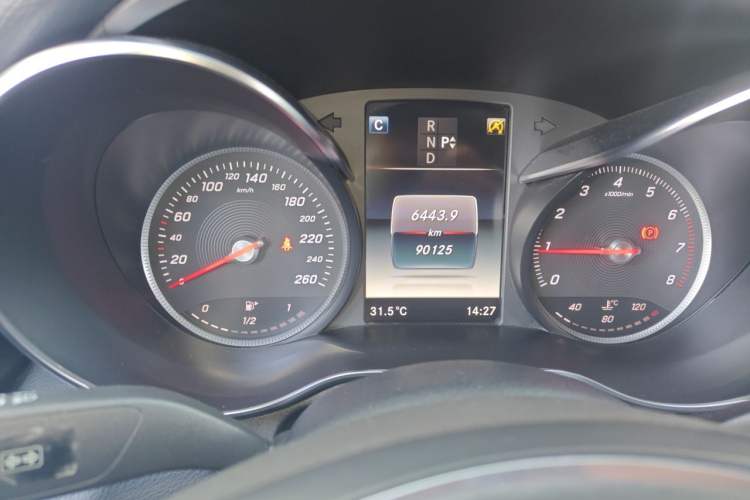 Used Mercedes-Benz C-Class 2018 C 180 L Fashion Edition Sport Version Instrument Cluster