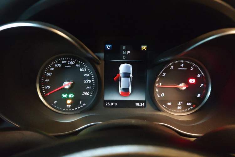 Used Mercedes-Benz C-Class 2018 C 200 L Sport Edition Achievement Special Edition Instrument Cluster