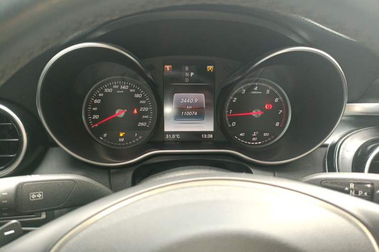 Used Mercedes-Benz C-Class 2018 C 180 L Fashion Edition Sport Version Instrument Cluster