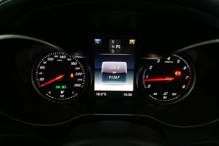 Used Mercedes-Benz C-Class 2018 C 180 L Fashion Edition Sport Version Instrument Cluster