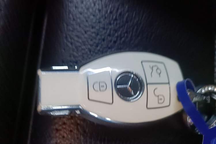 Used Mercedes-Benz C-Class 2018 C 200 L Sport Edition Interior 1