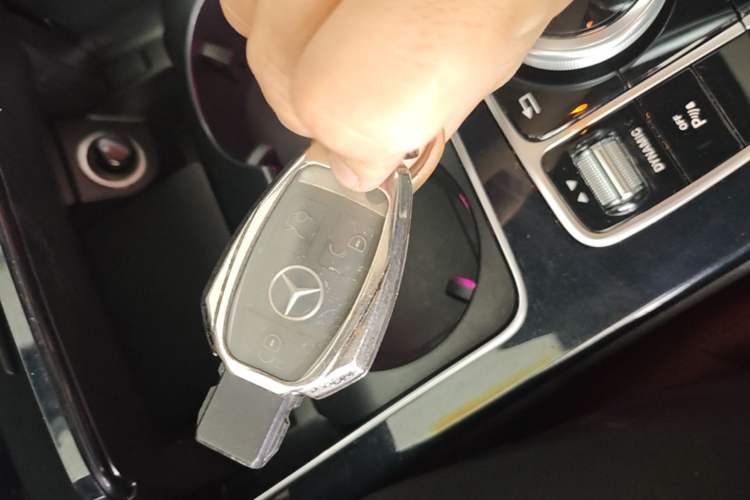 Used Mercedes-Benz C-Class 2018 C 200 Sport Edition Interior 1