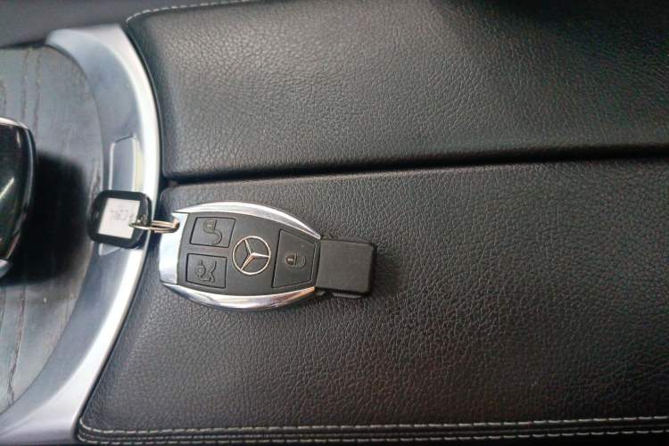 Used Mercedes-Benz C-Class 2018 C 200 L Sport Edition Interior 1