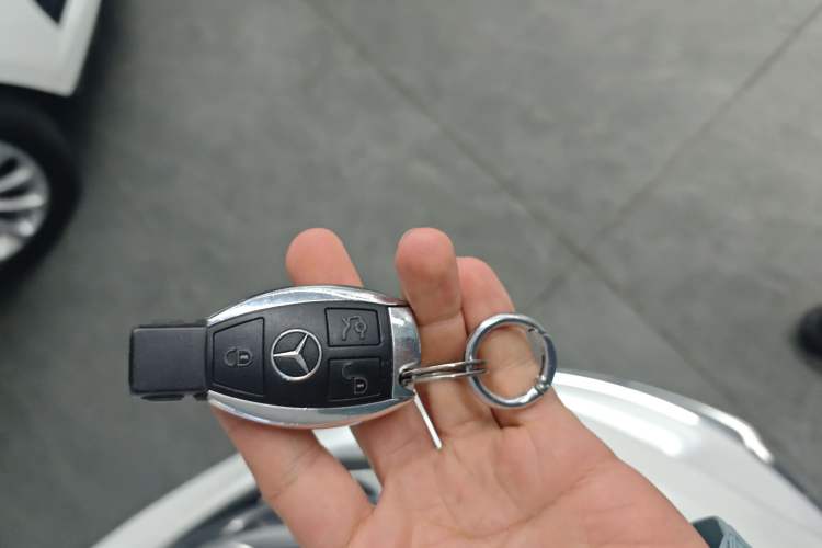 Used Mercedes-Benz C-Class 2018 C 200 L Sport Edition Interior 1