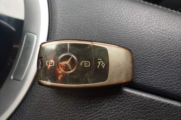 Used Mercedes-Benz C-Class 2018 C 200 Coupe Interior 1