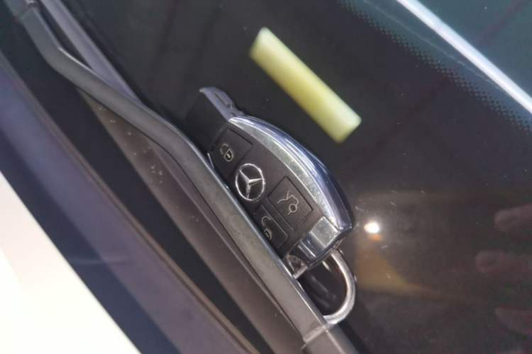 Used Mercedes-Benz C-Class 2018 C 200 L 4MATIC Sport Edition Interior 1