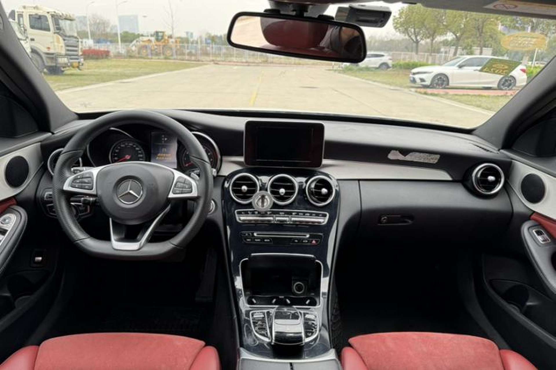 Used Mercedes-Benz C-Class 2018 C 200 Sport Edition Interior 1