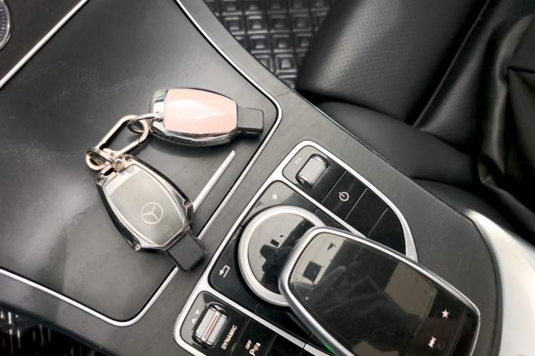 Used Mercedes-Benz C-Class 2018 C 180 L Fashion Edition Sport Version Interior 1