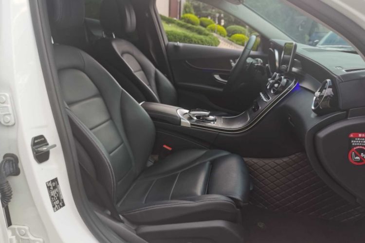 Used Mercedes-Benz C-Class 2018 C 200 L Sport Edition Interior 12