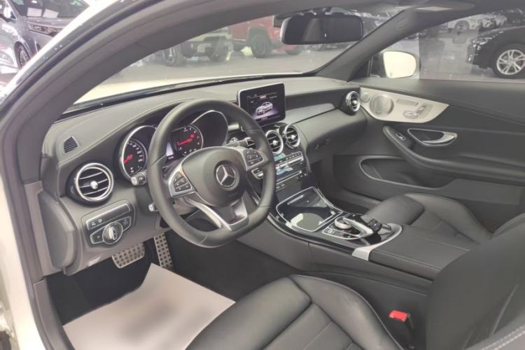 Used Mercedes-Benz C-Class 2018 C 200 Coupe Interior 2