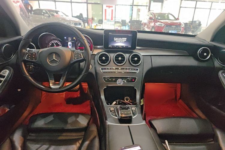 Used Mercedes-Benz C-Class 2018 C 180 L Fashion Edition Sport Version Interior 2