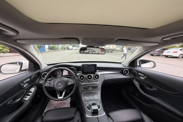 Used Mercedes-Benz C-Class 2018 C 200 L Sport Edition Interior 2