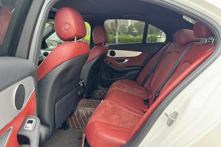 Used Mercedes-Benz C-Class 2018 C 200 Sport Edition Interior 2
