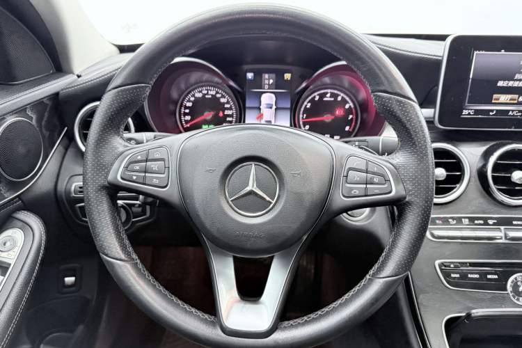 Used Mercedes-Benz C-Class 2018 C 200 L Sport Edition Interior 2