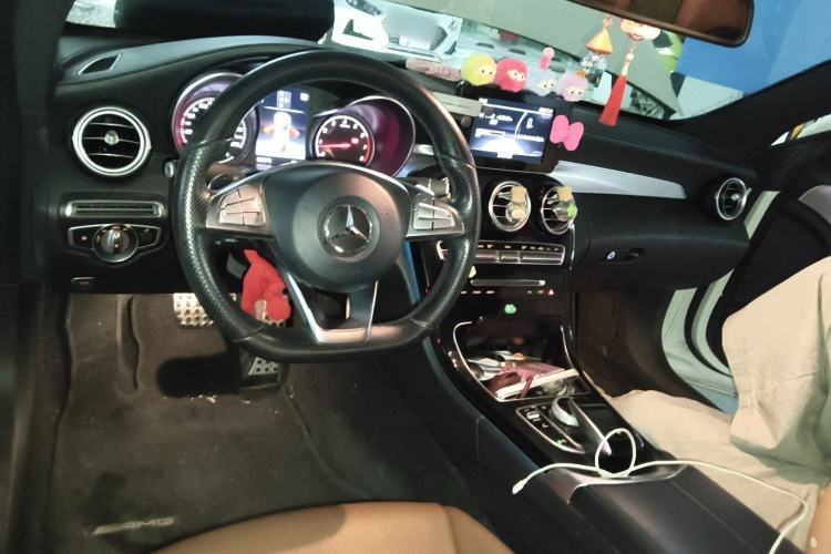 Used Mercedes-Benz C-Class 2018 C 200 Coupe Interior 2