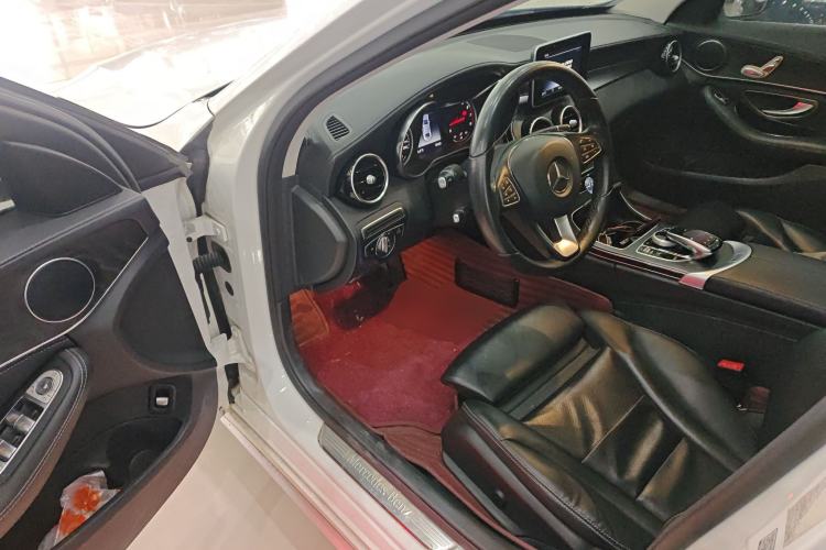 Used Mercedes-Benz C-Class 2018 C 180 L Fashion Edition Sport Version Interior 3