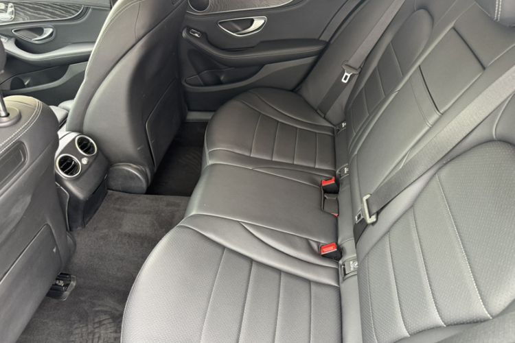 Used Mercedes-Benz C-Class 2018 C 200 L Sport Edition Interior 3