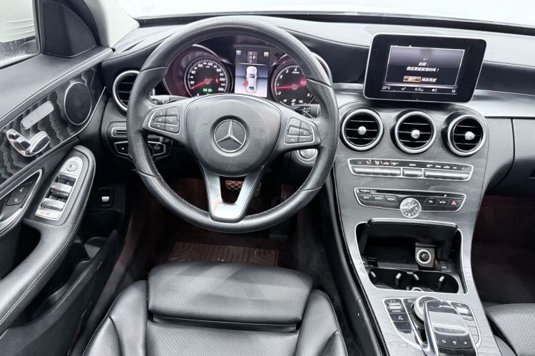 Used Mercedes-Benz C-Class 2018 C 200 L Sport Edition Interior 3