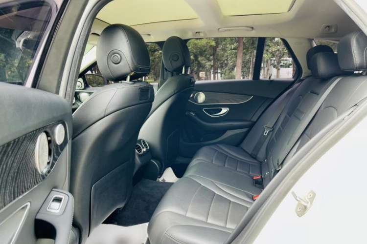 Used Mercedes-Benz C-Class 2018 C 200 Estate Interior 3