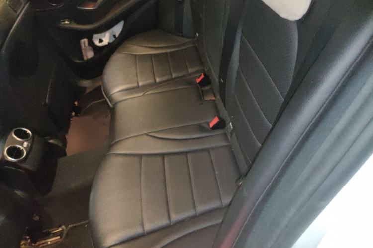 Used Mercedes-Benz C-Class 2018 C 200 L Sport Edition Interior 4
