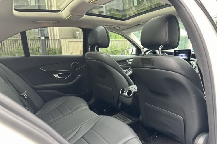 Used Mercedes-Benz C-Class 2018 C 200 L Sport Edition Interior 5