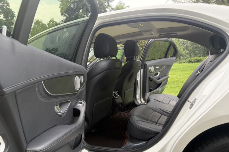 Used Mercedes-Benz C-Class 2018 C 200 L Sport Edition Achievement Special Edition Interior 5