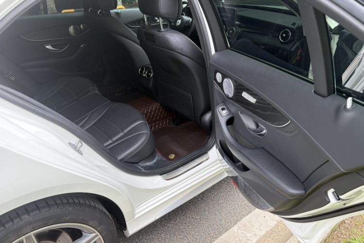 Used Mercedes-Benz C-Class 2018 C 200 L Sport Edition Achievement Special Edition Interior 6