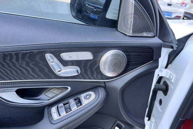 Used Mercedes-Benz C-Class 2018 C 200 L Sport Edition Interior 7