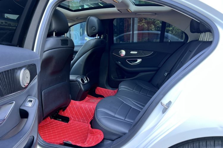 Used Mercedes-Benz C-Class 2018 C 200 L Sport Edition Interior 8