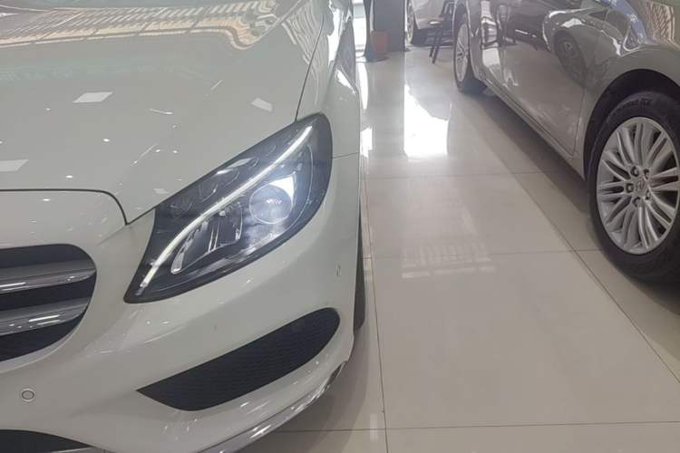 Used Mercedes-Benz C-Class 2018 C 180 L Fashion Edition Sport Version Left Front Headlight