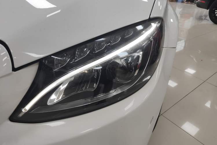 Used Mercedes-Benz C-Class 2018 C 200 Estate Left Front Headlight