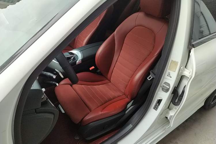 Used Mercedes-Benz C-Class 2018 C 200 Sport Edition Left Front Seat